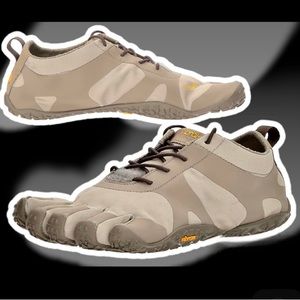 Vibram FiveFingers V-Alpha Barefoot Outdoor Trail Hiking Shoe Womens Khaki 39 EU